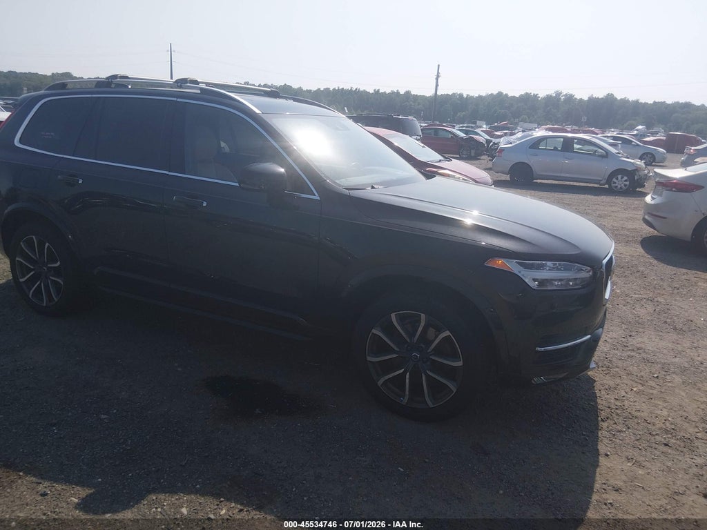 2017 VOLVO XC90