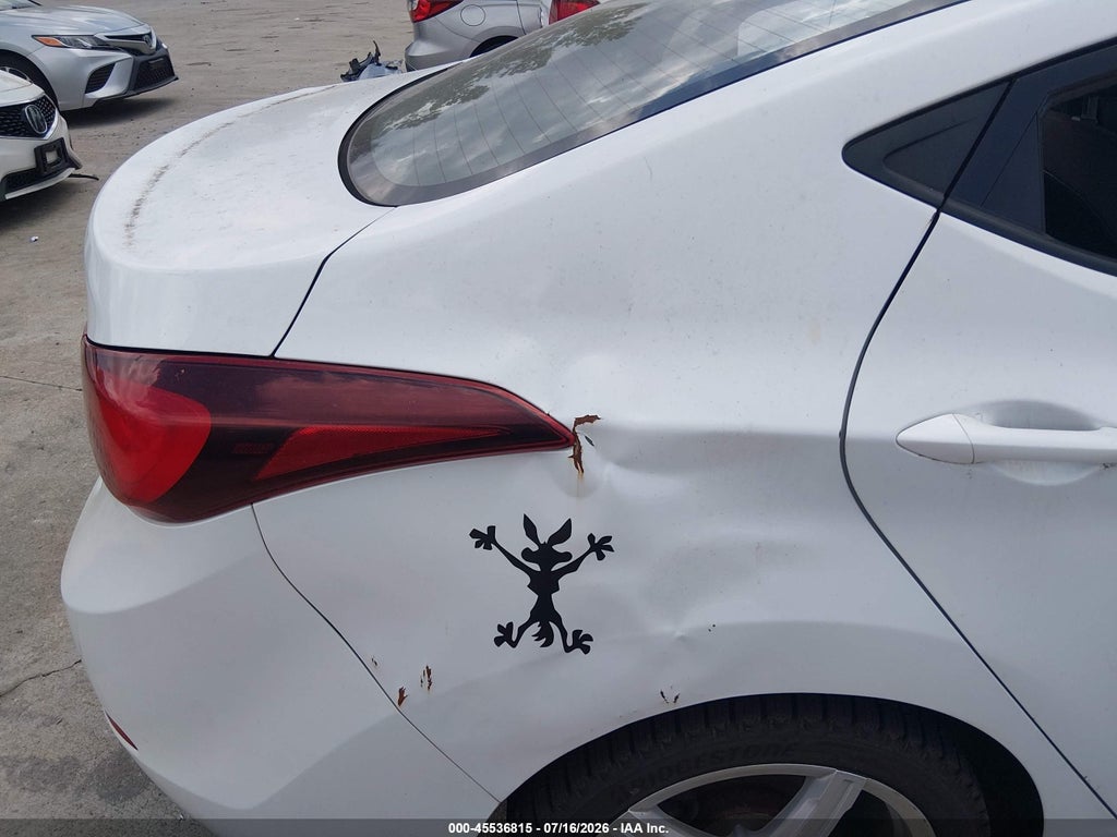 2016 Hyundai Elantra SE photo 6