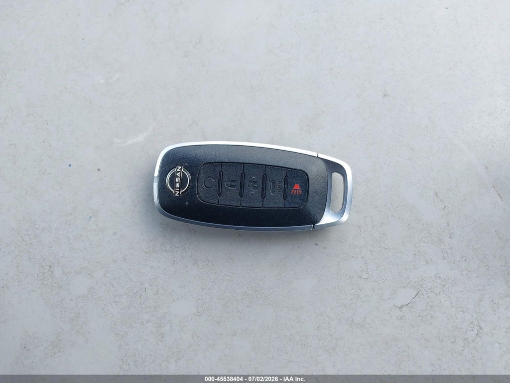 2025 Nissan Rogue SV FWD photo 11