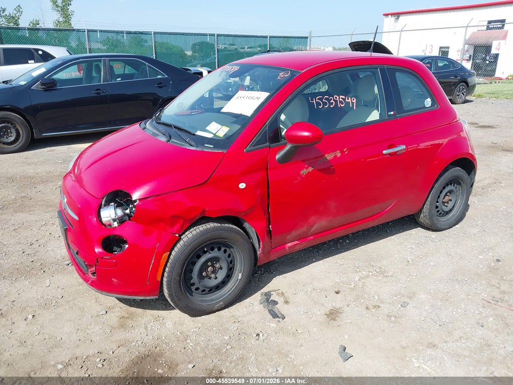 2013 Fiat 500 POP photo 2