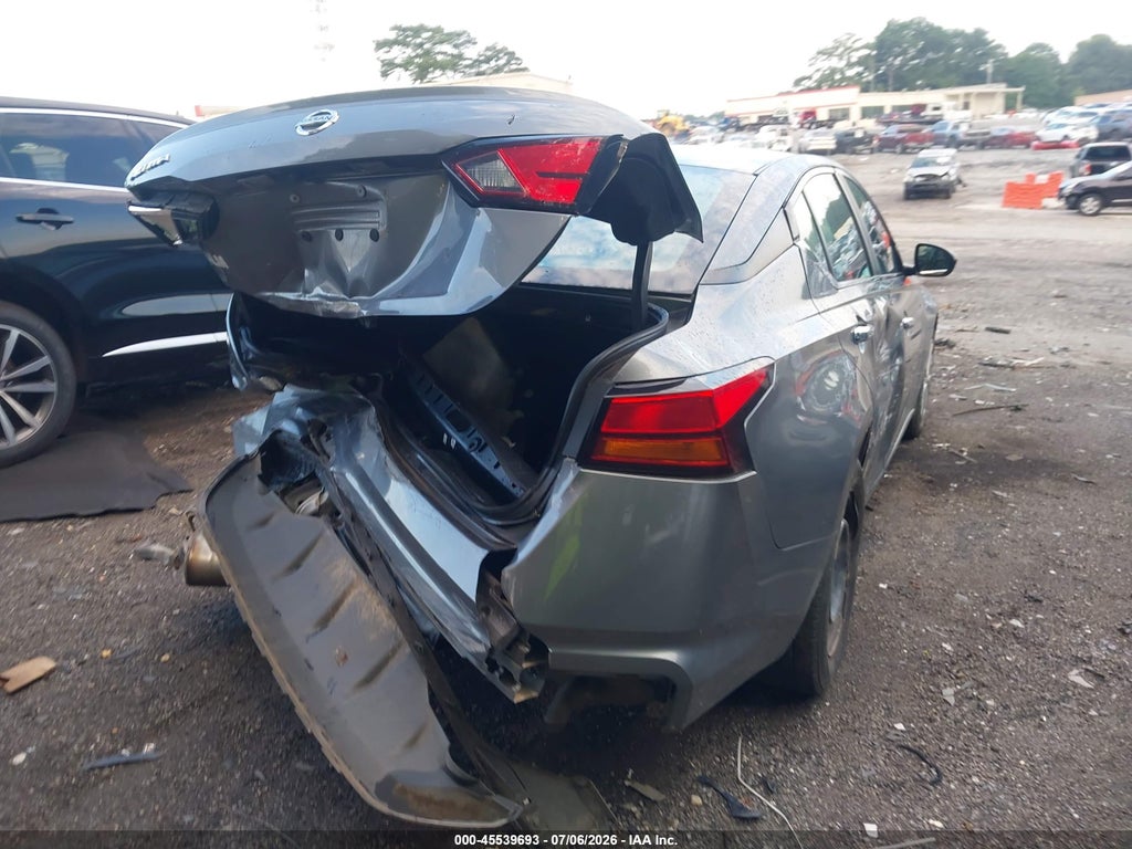 2021 Nissan Altima S FWD photo 4