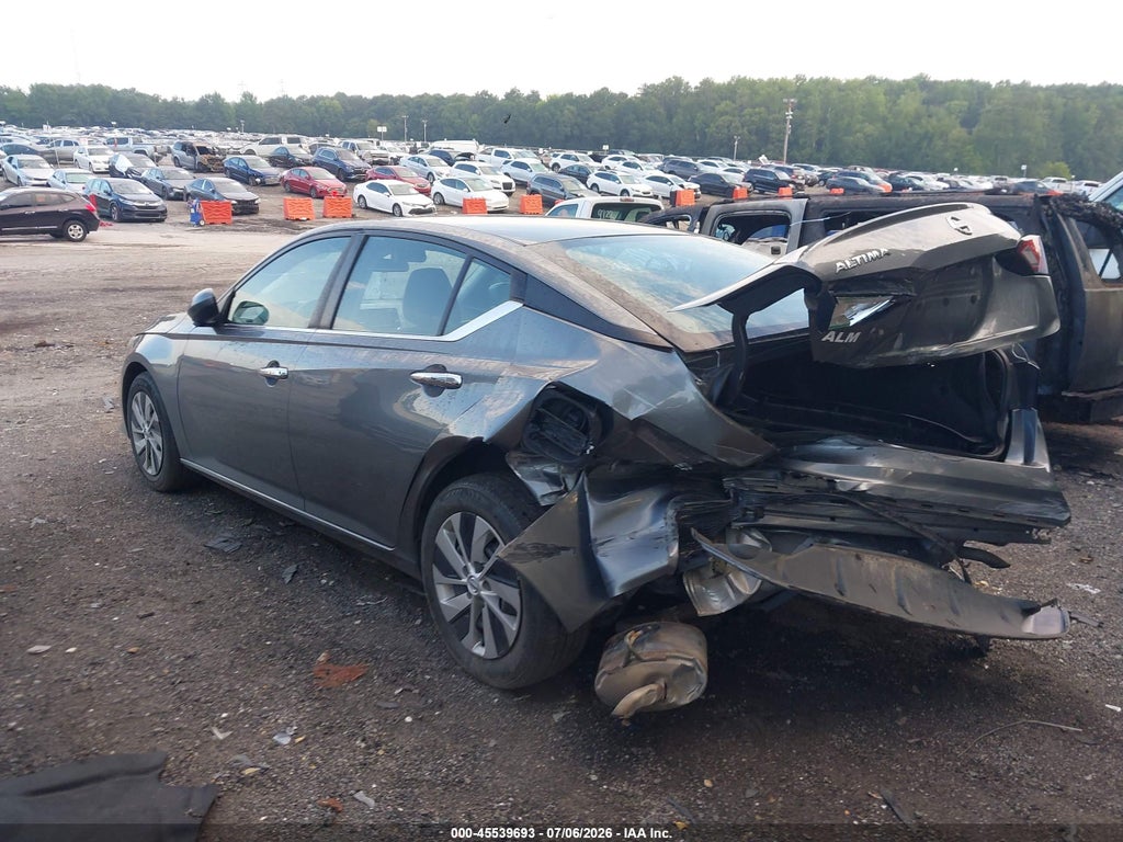2021 Nissan Altima S FWD photo 6