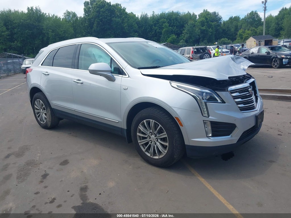 2017 CADILLAC XT5