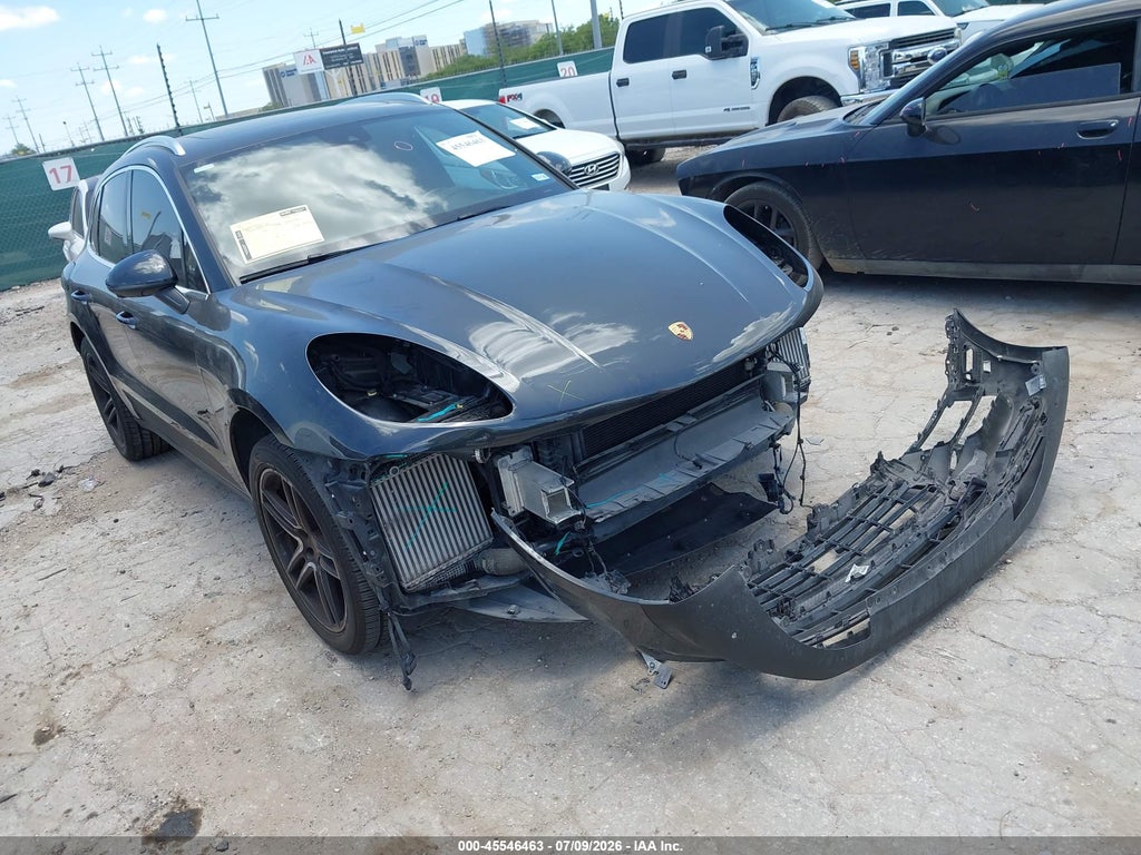 2020 PORSCHE MACAN
