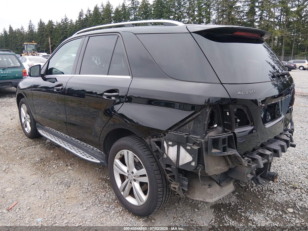 2014 Mercedes-Benz ML 350 4MATIC photo 3