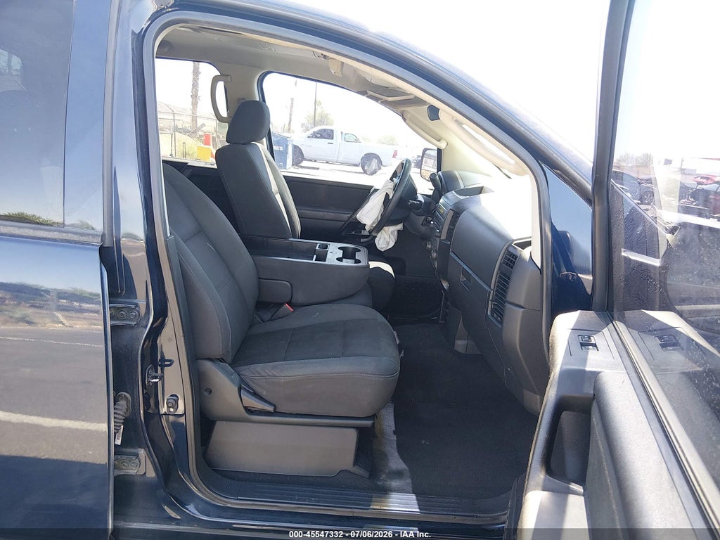 2008 Nissan Titan XE photo 5