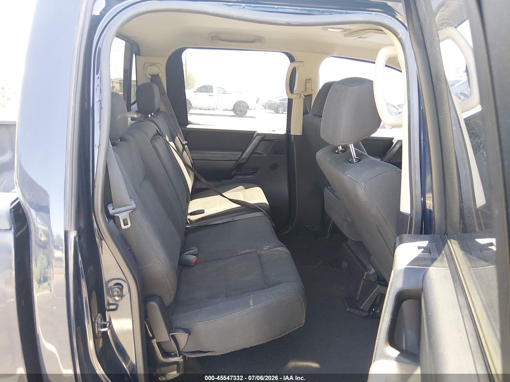 2008 Nissan Titan XE photo 8
