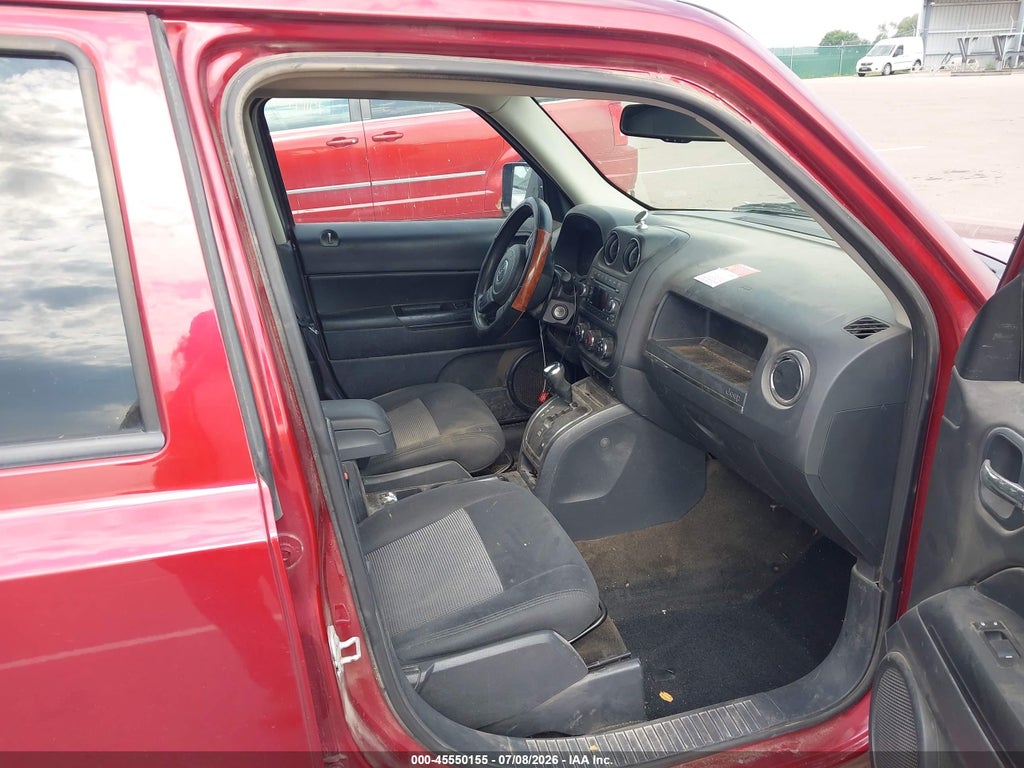 2016 Jeep Patriot Sport photo 5