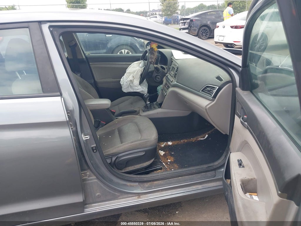 2017 Hyundai Elantra SE photo 5