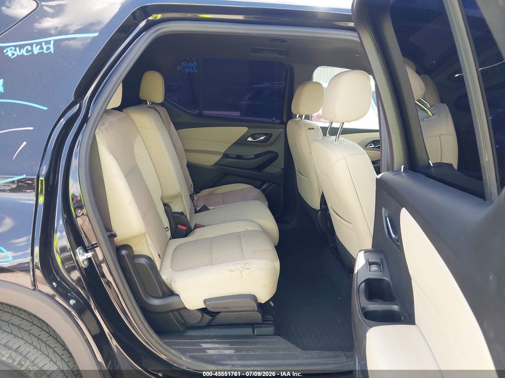 2023 Chevrolet Traverse FWD LS photo 8