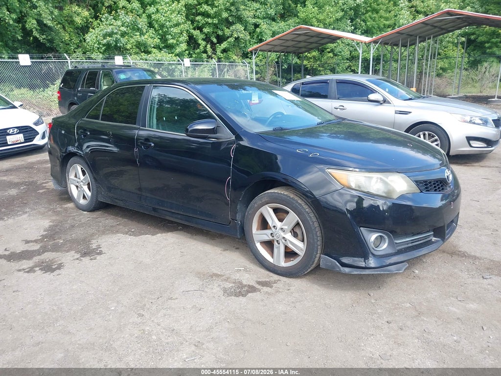 2014 TOYOTA CAMRY