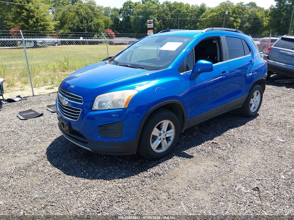 2015 Chevrolet Trax LT photo 2