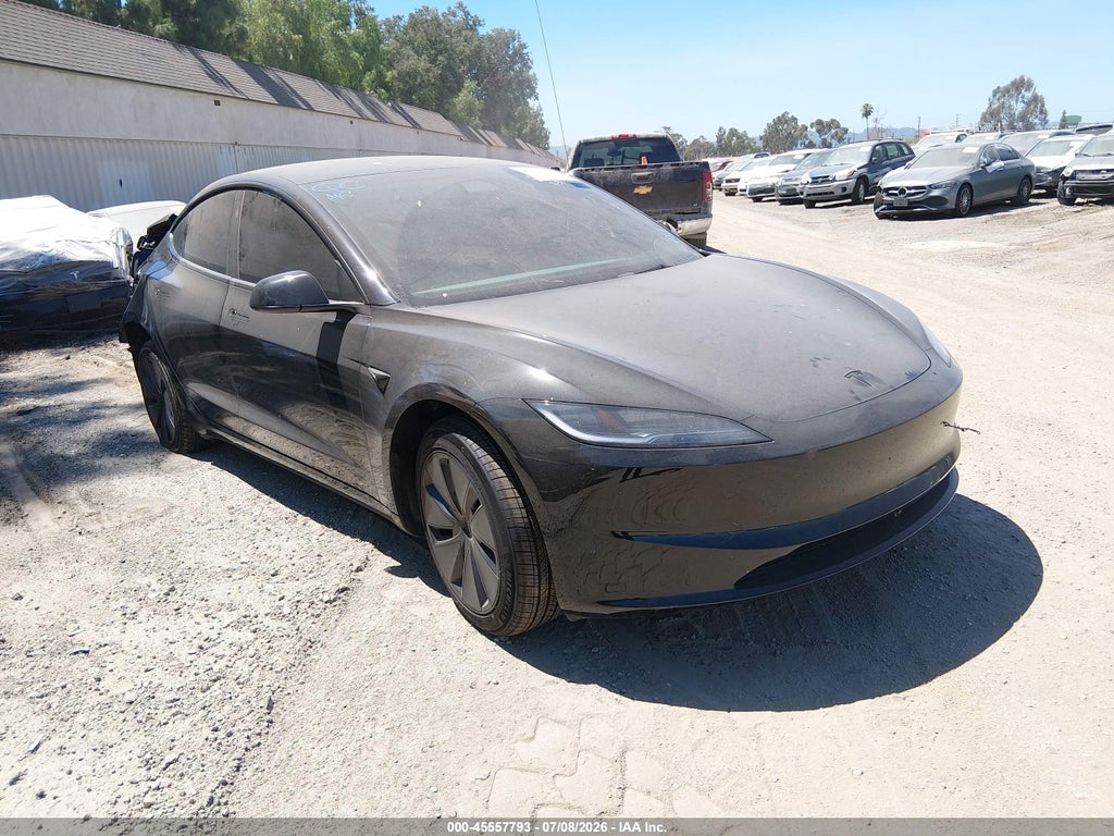 TESLA MODEL 3 2026