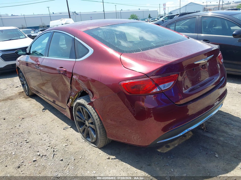 2015 Chrysler 200 Limited photo 3