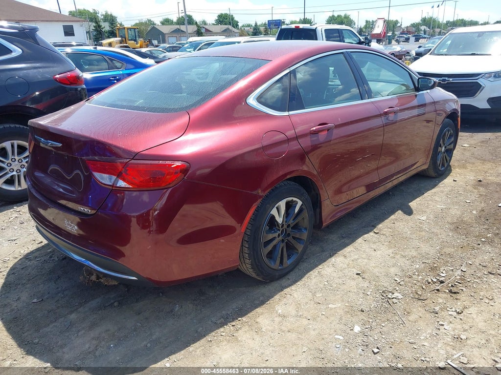 2015 Chrysler 200 Limited photo 4