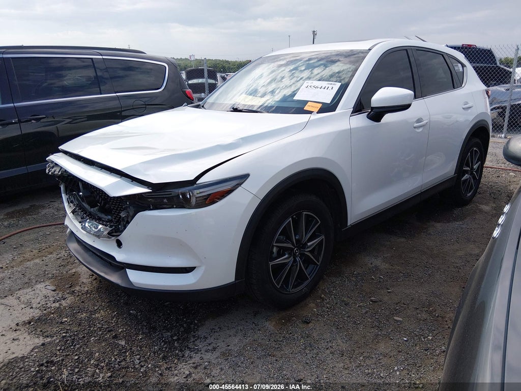 2018 Mazda CX-5 Grand Touring photo 2