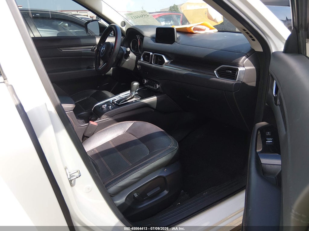 2018 Mazda CX-5 Grand Touring photo 5