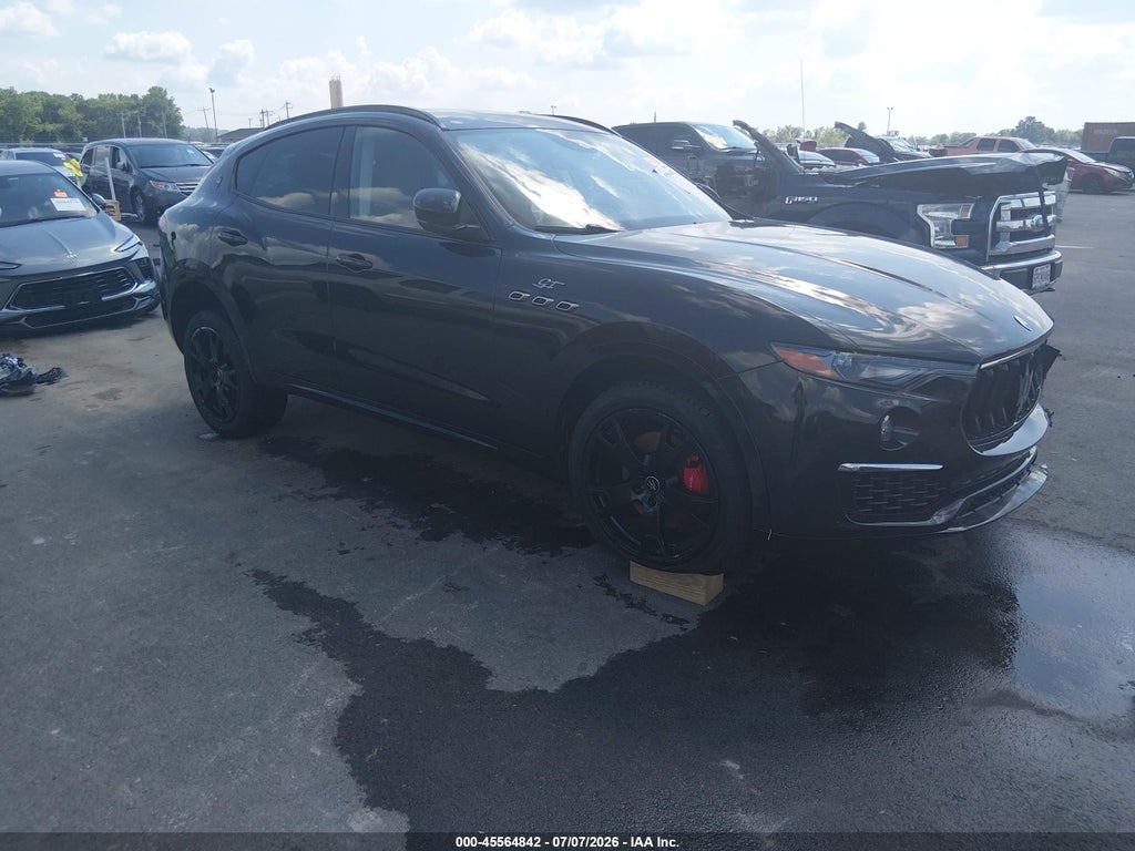 2022 MASERATI LEVANTE