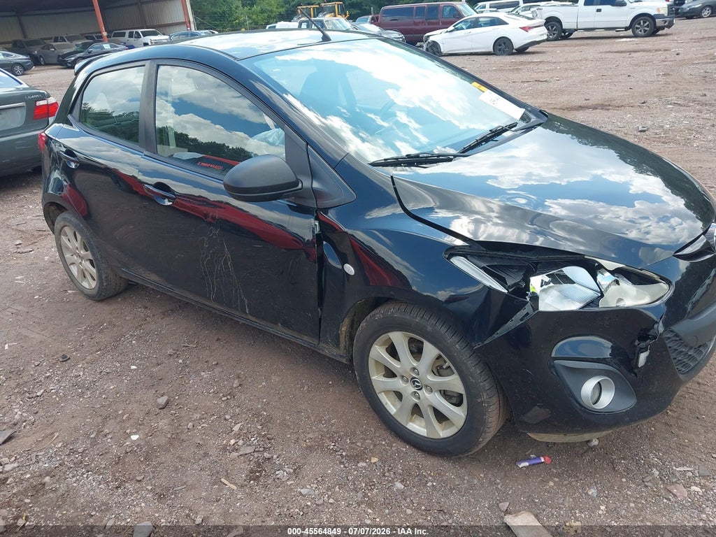 2013 MAZDA MAZDA2
