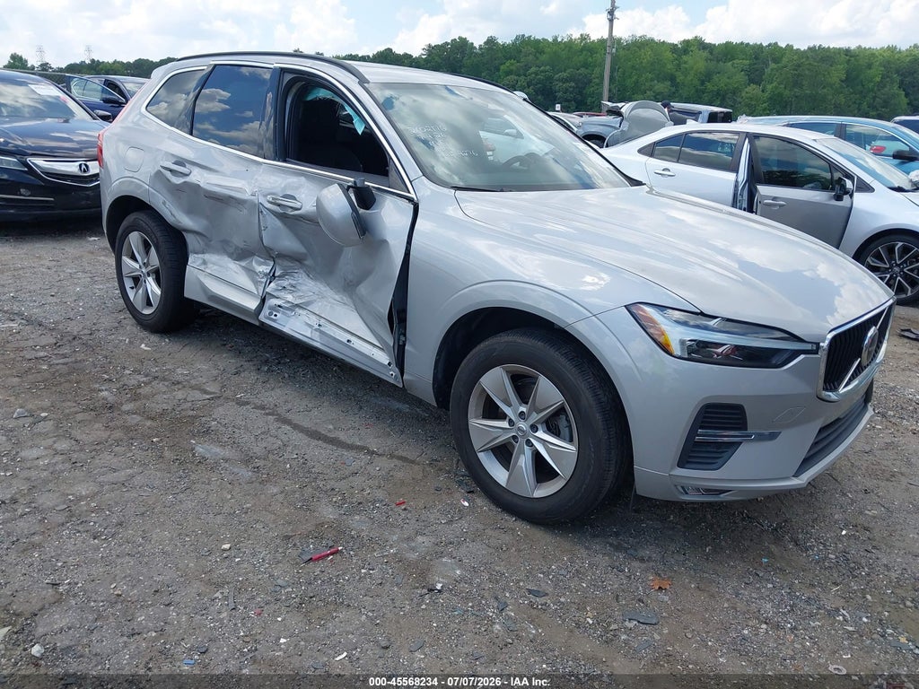 2022 VOLVO XC60