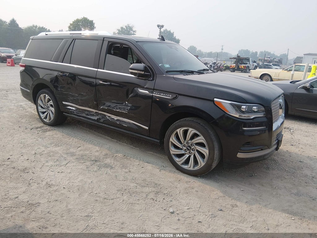 2022 LINCOLN NAVIGATOR