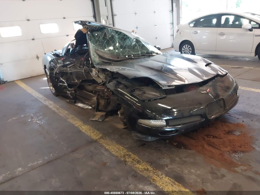 2001 CHEVROLET CORVETTE