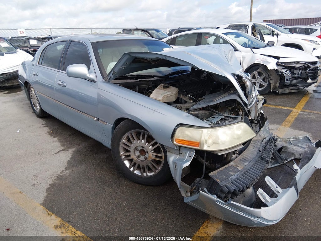 2007 LINCOLN TOWN CAR