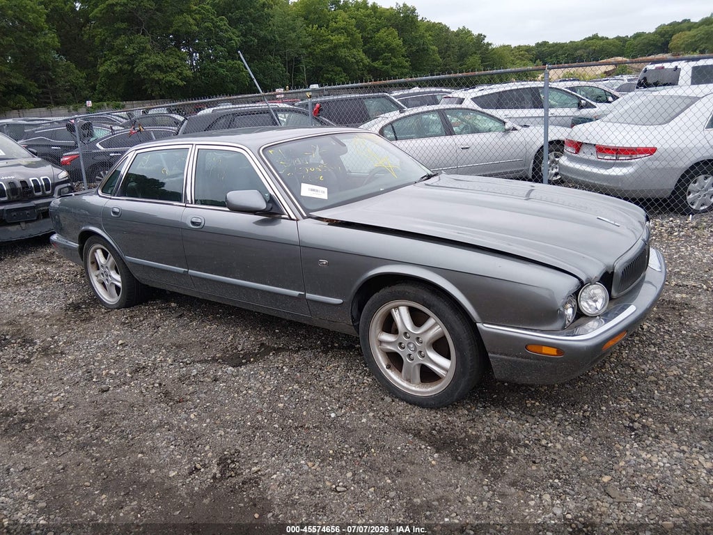 2002 JAGUAR XJ8