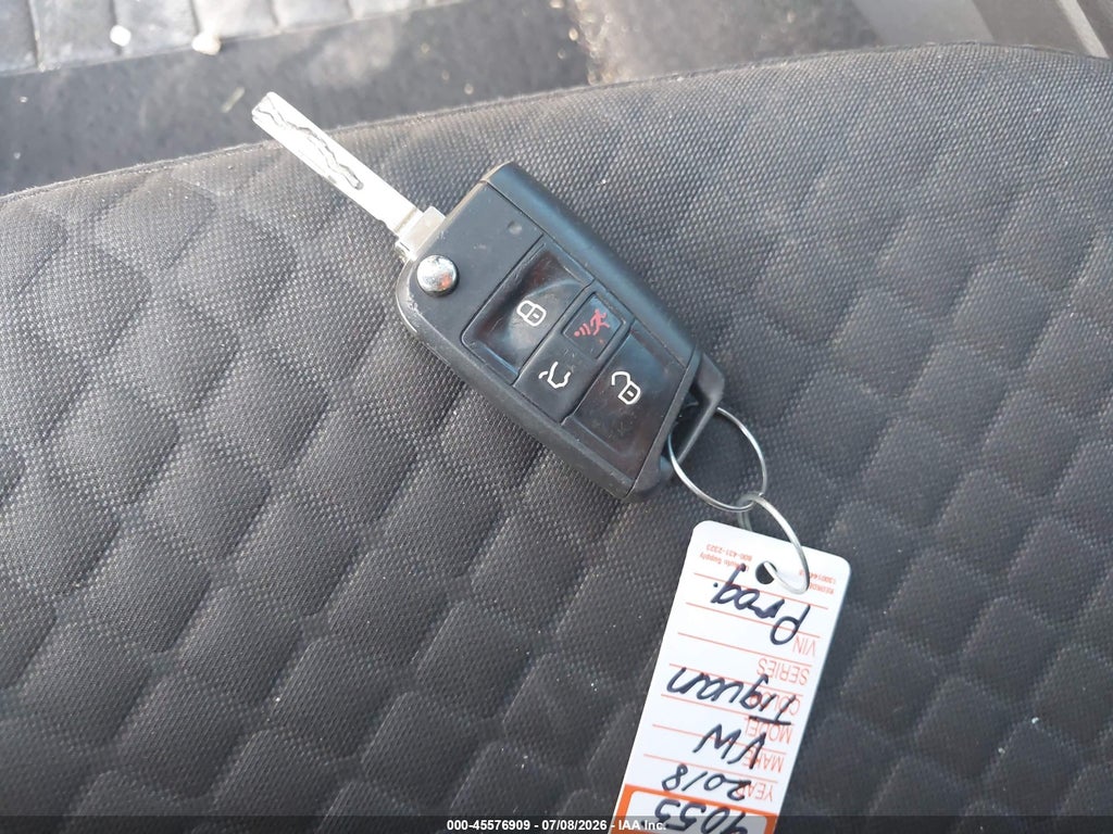 2018 Volkswagen Tiguan 2.0T S photo 11