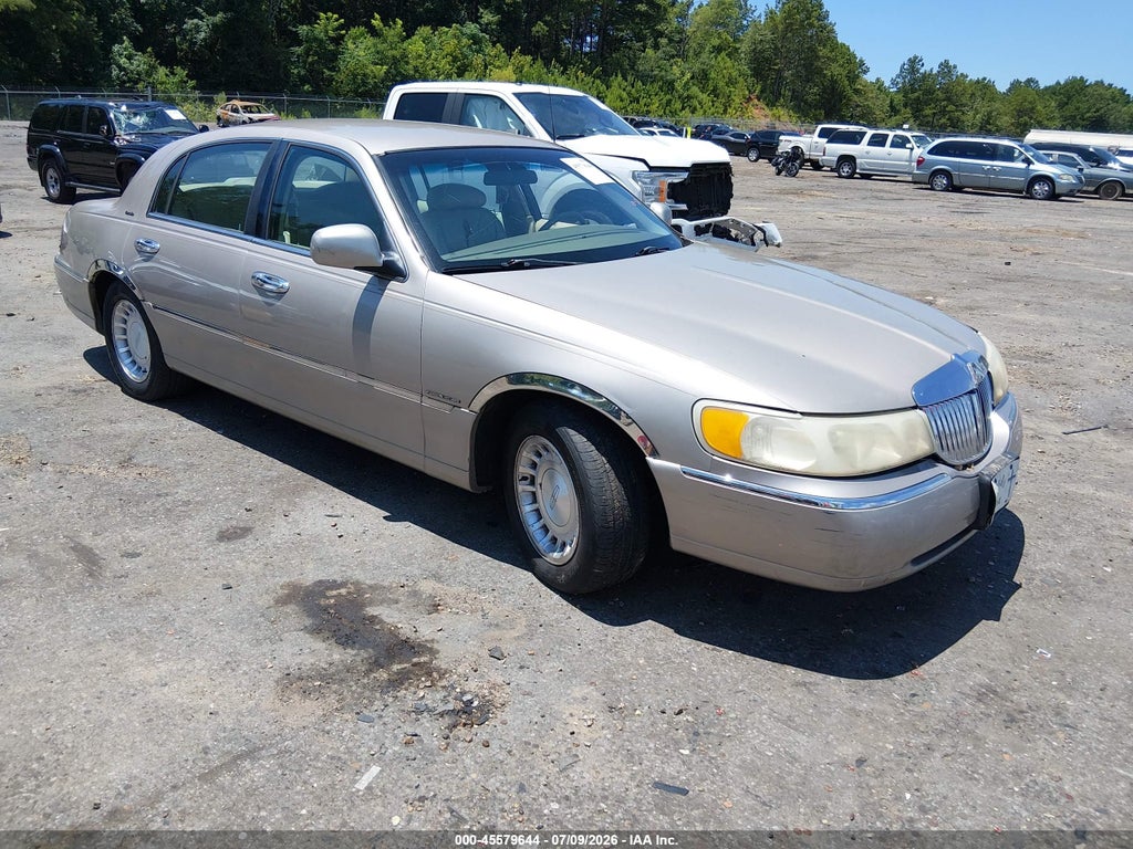 2000 LINCOLN TOWN CAR