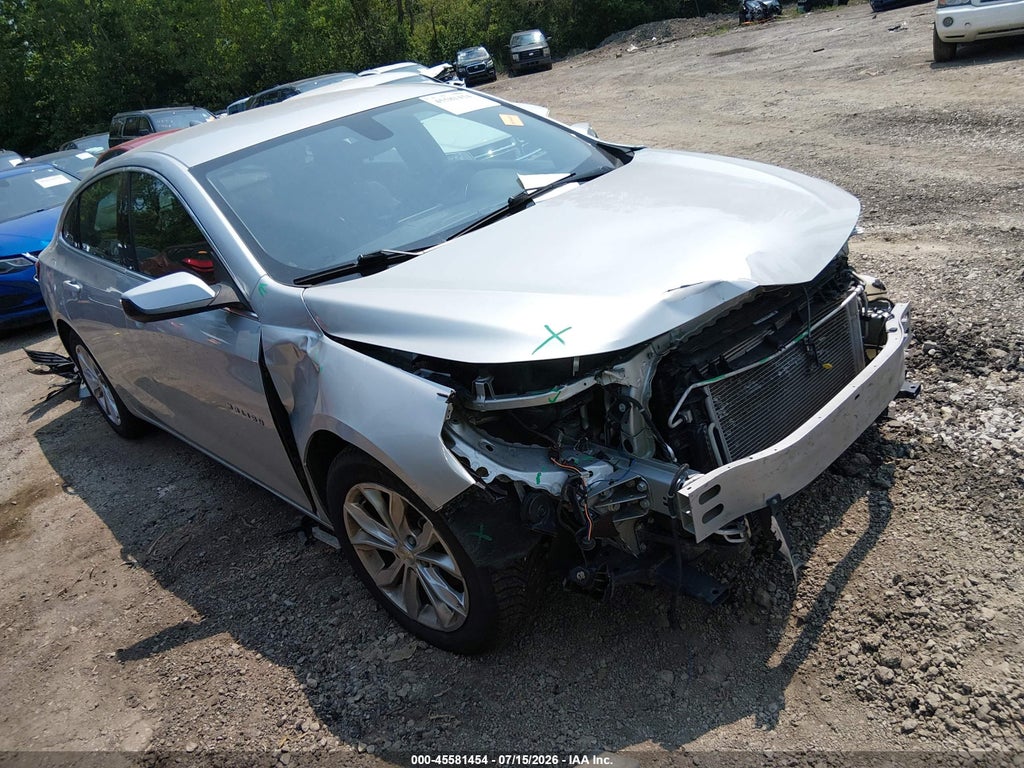 2020 Chevrolet Malibu FWD LT photo 1