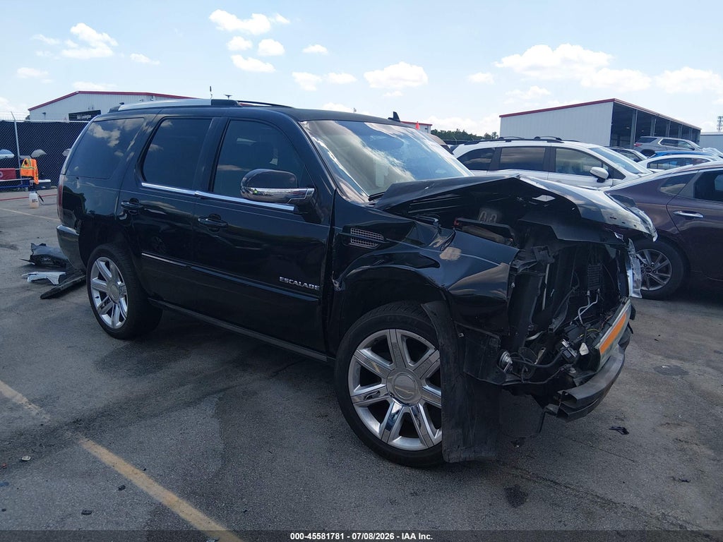2013 CADILLAC ESCALADE