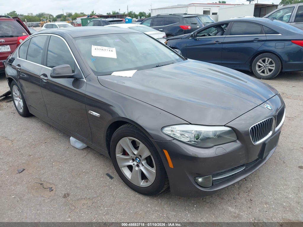 2011 BMW 528I