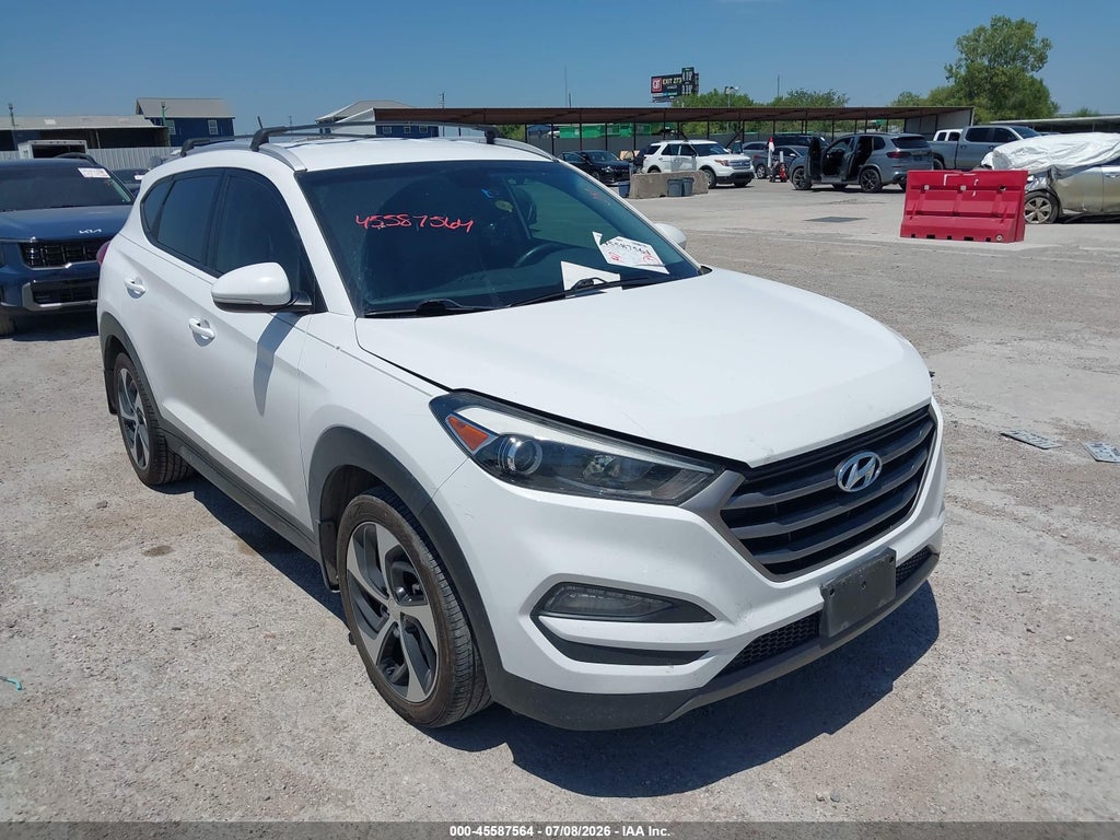 2016 HYUNDAI TUCSON