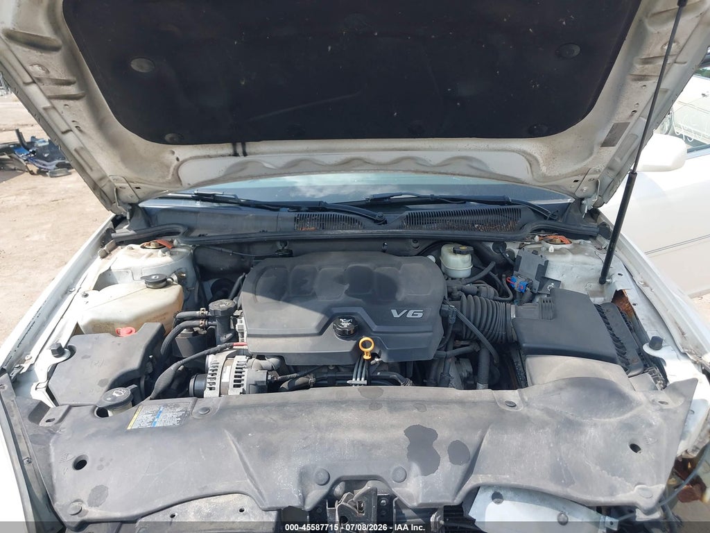 2011 Buick Lucerne CX photo 10