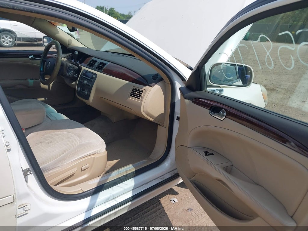 2011 Buick Lucerne CX photo 5