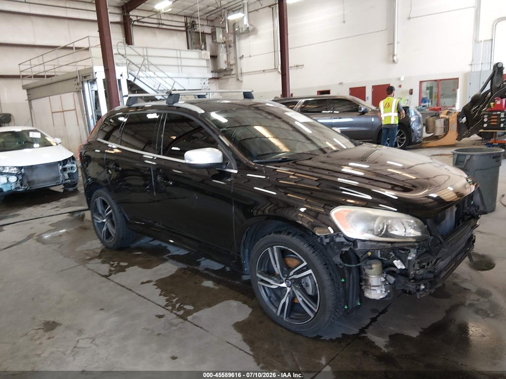 2017 VOLVO XC60