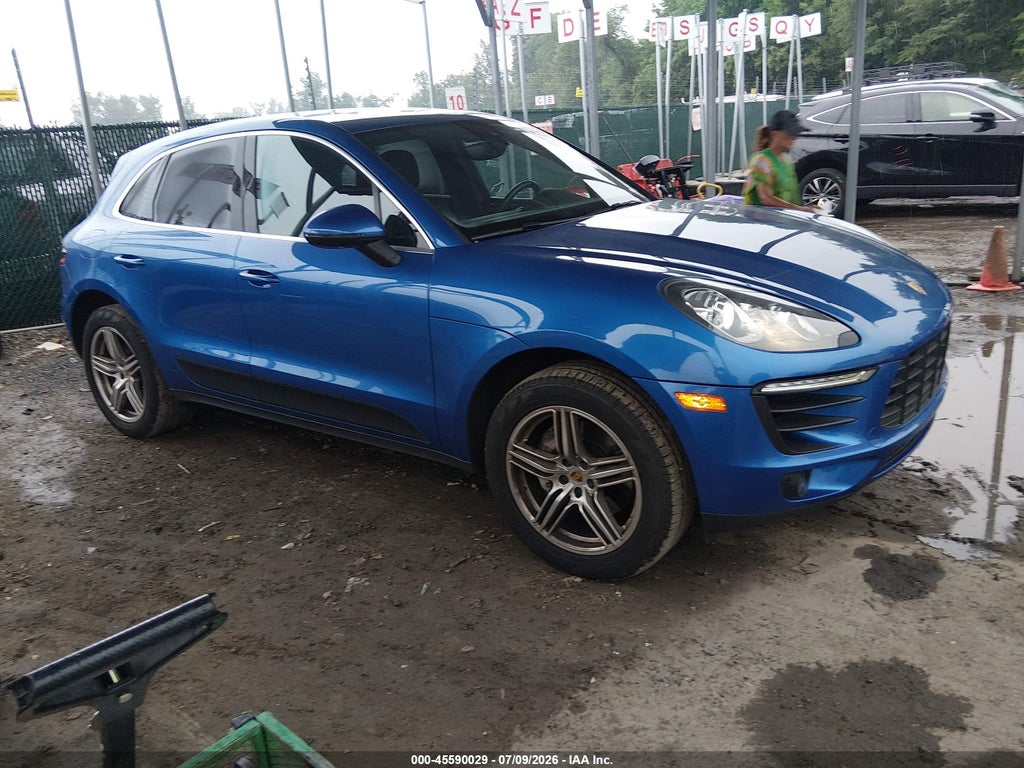 2017 PORSCHE MACAN
