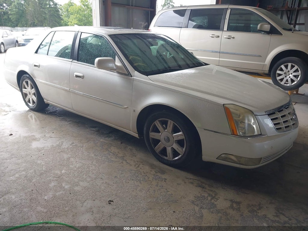 2011 CADILLAC DTS