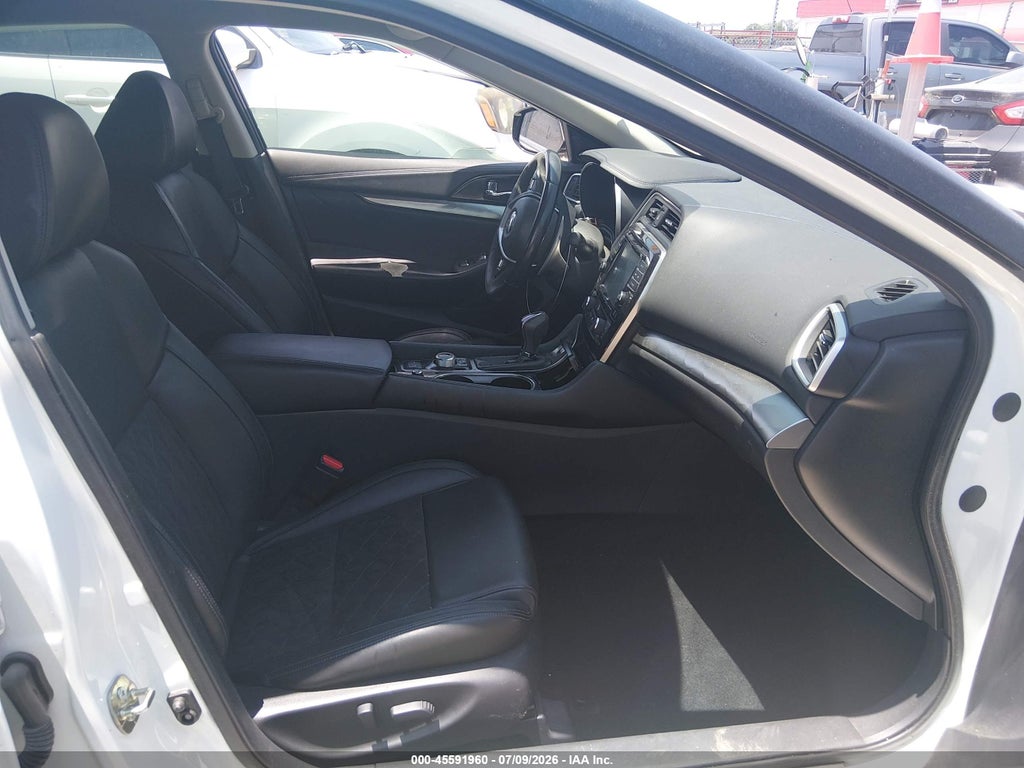 2017 Nissan Maxima 3.5 SR photo 5