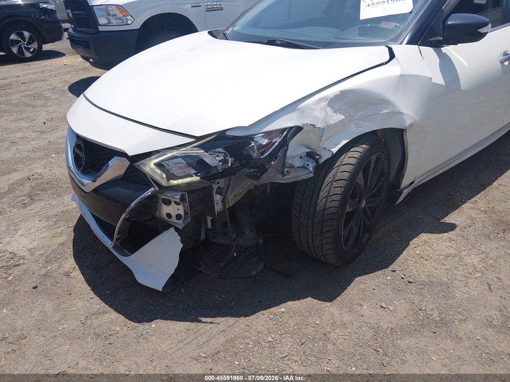 2017 Nissan Maxima 3.5 SR photo 6