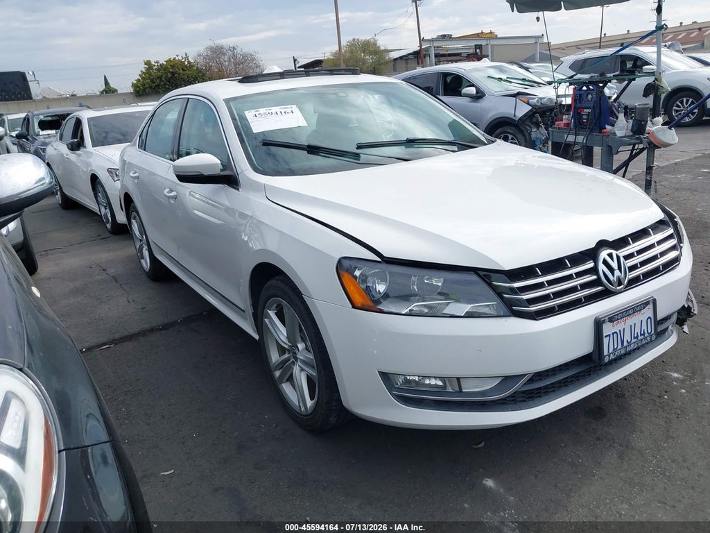2014 VOLKSWAGEN PASSAT