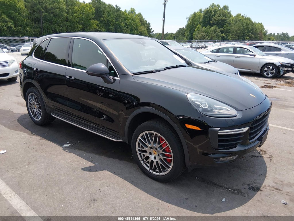 2016 PORSCHE CAYENNE