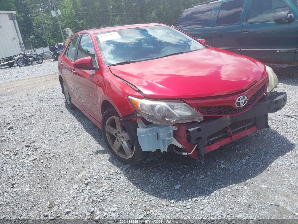2014 TOYOTA CAMRY