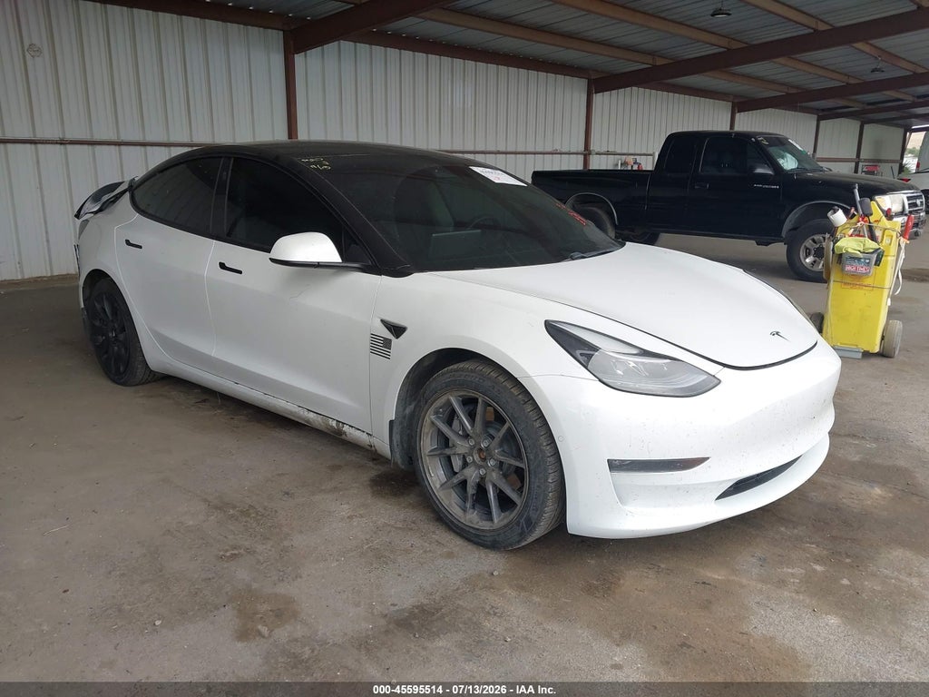 2021 TESLA MODEL 3