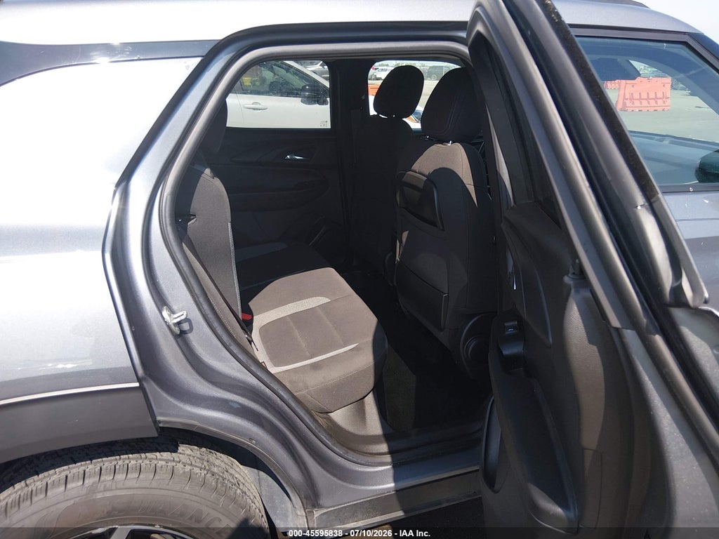 2021 Chevrolet Trailblazer FWD LT photo 8