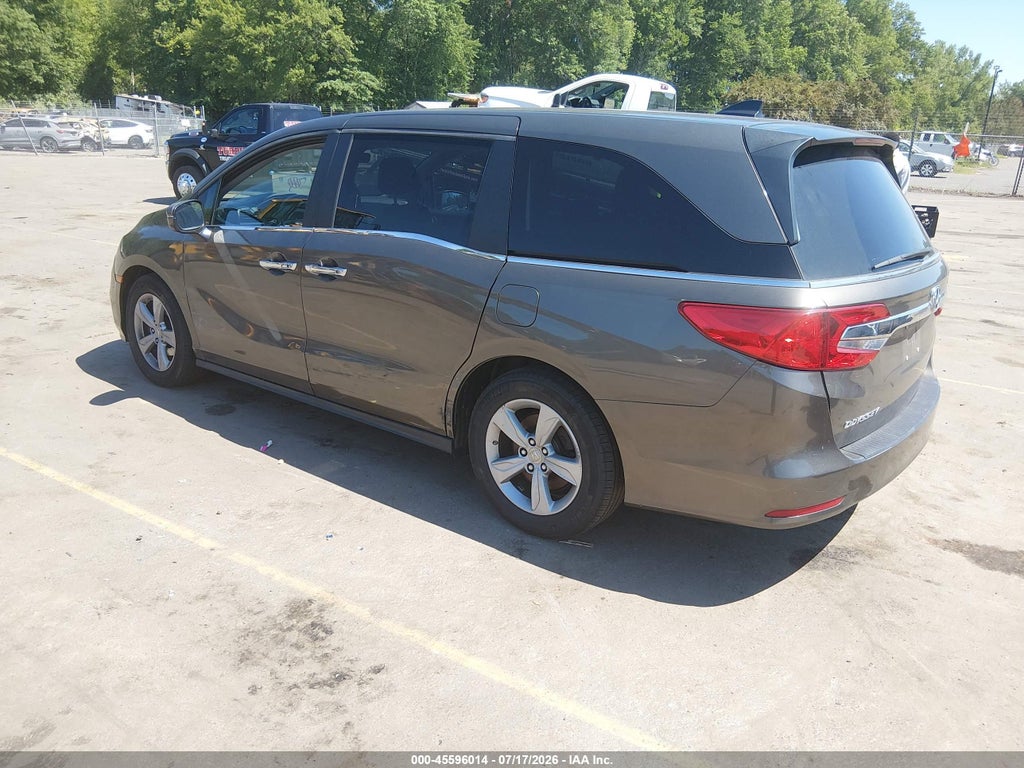 2019 Honda Odyssey EX-L photo 3
