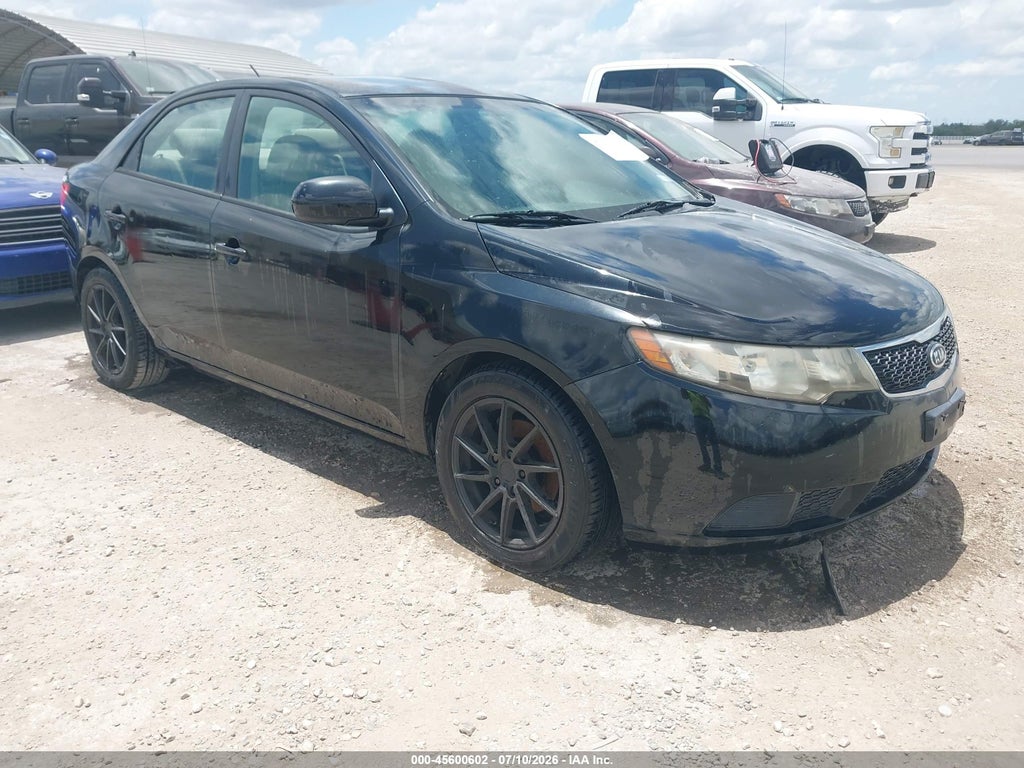 2011 KIA FORTE