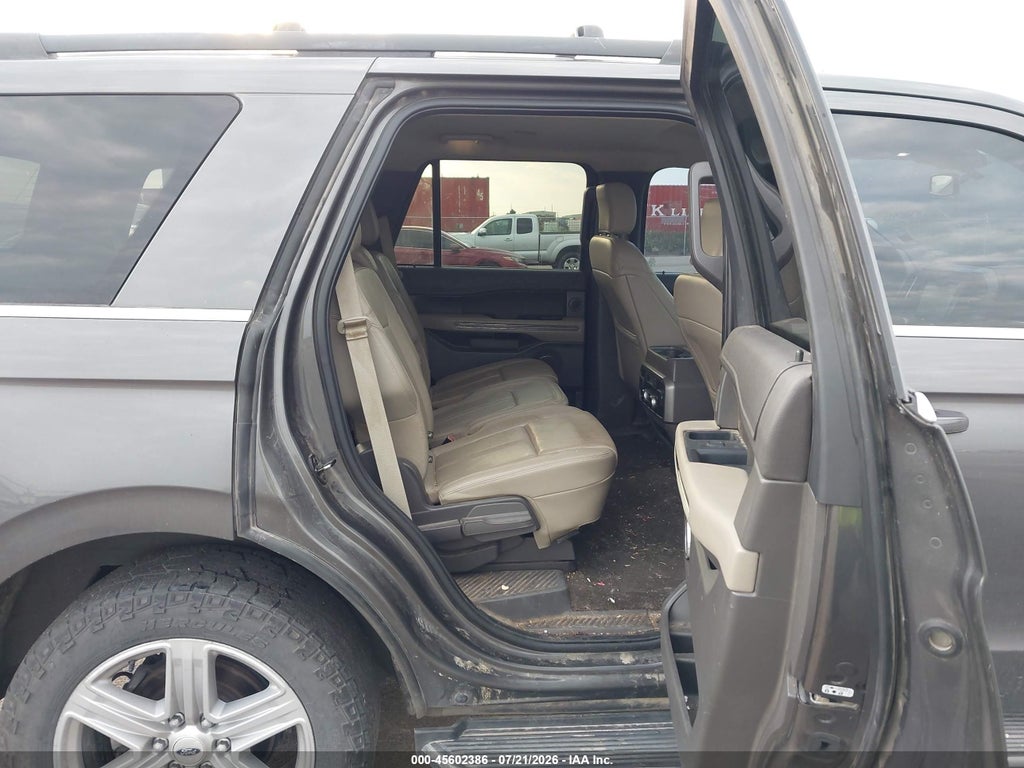 2018 Ford Expedition XLT photo 8