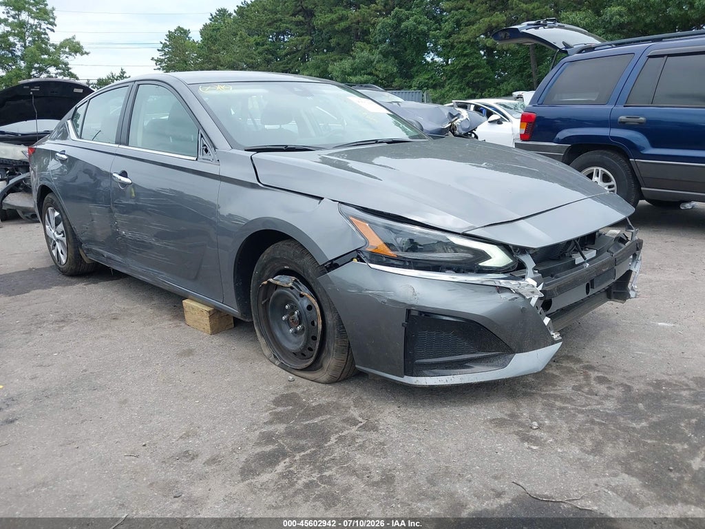 2025 NISSAN ALTIMA